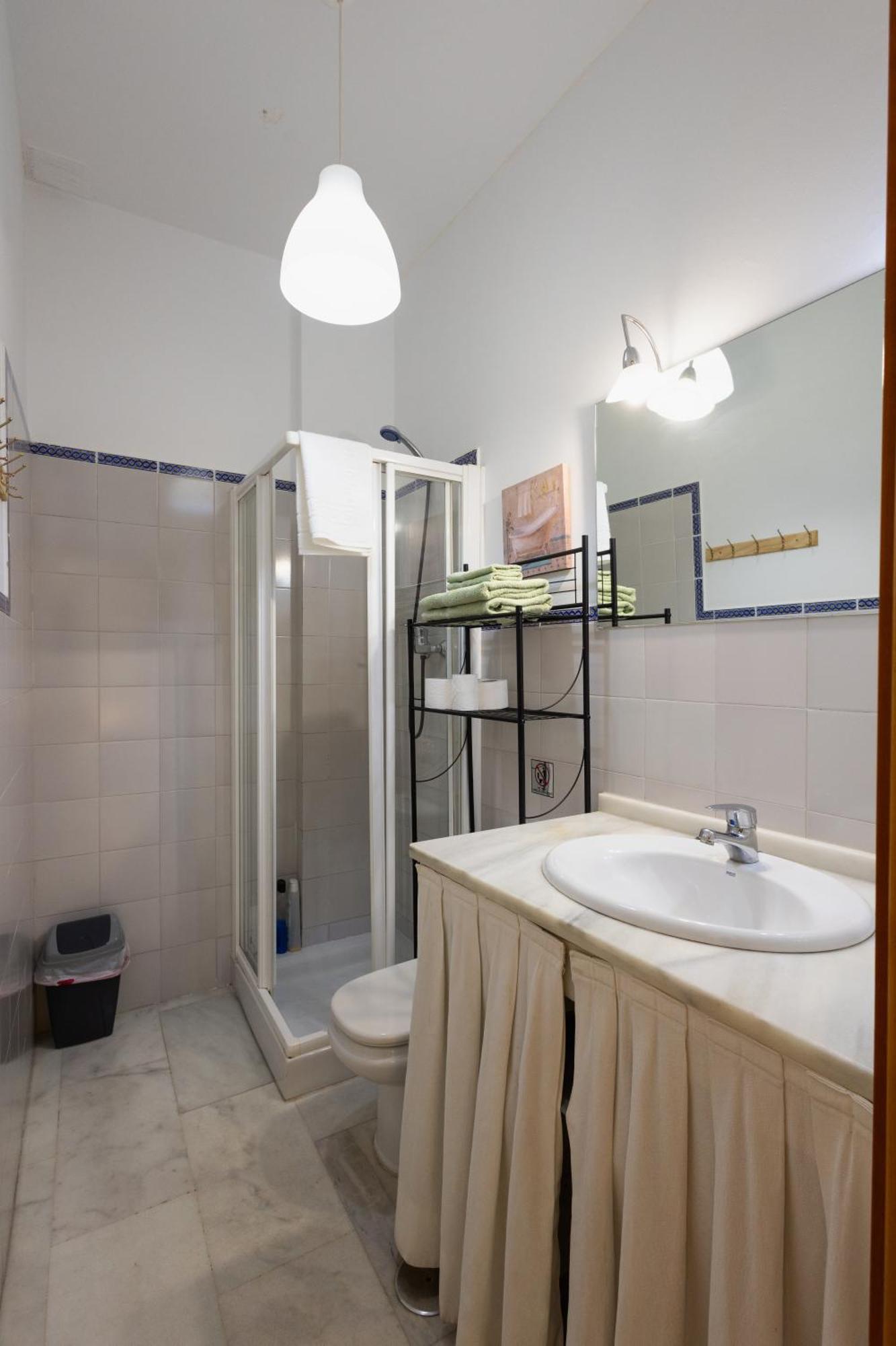 Apartamento Acogedor En Triana Севилья Экстерьер фото