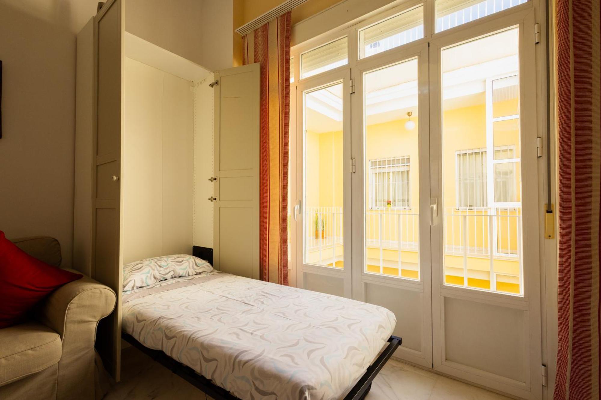 Apartamento Acogedor En Triana Севилья Экстерьер фото